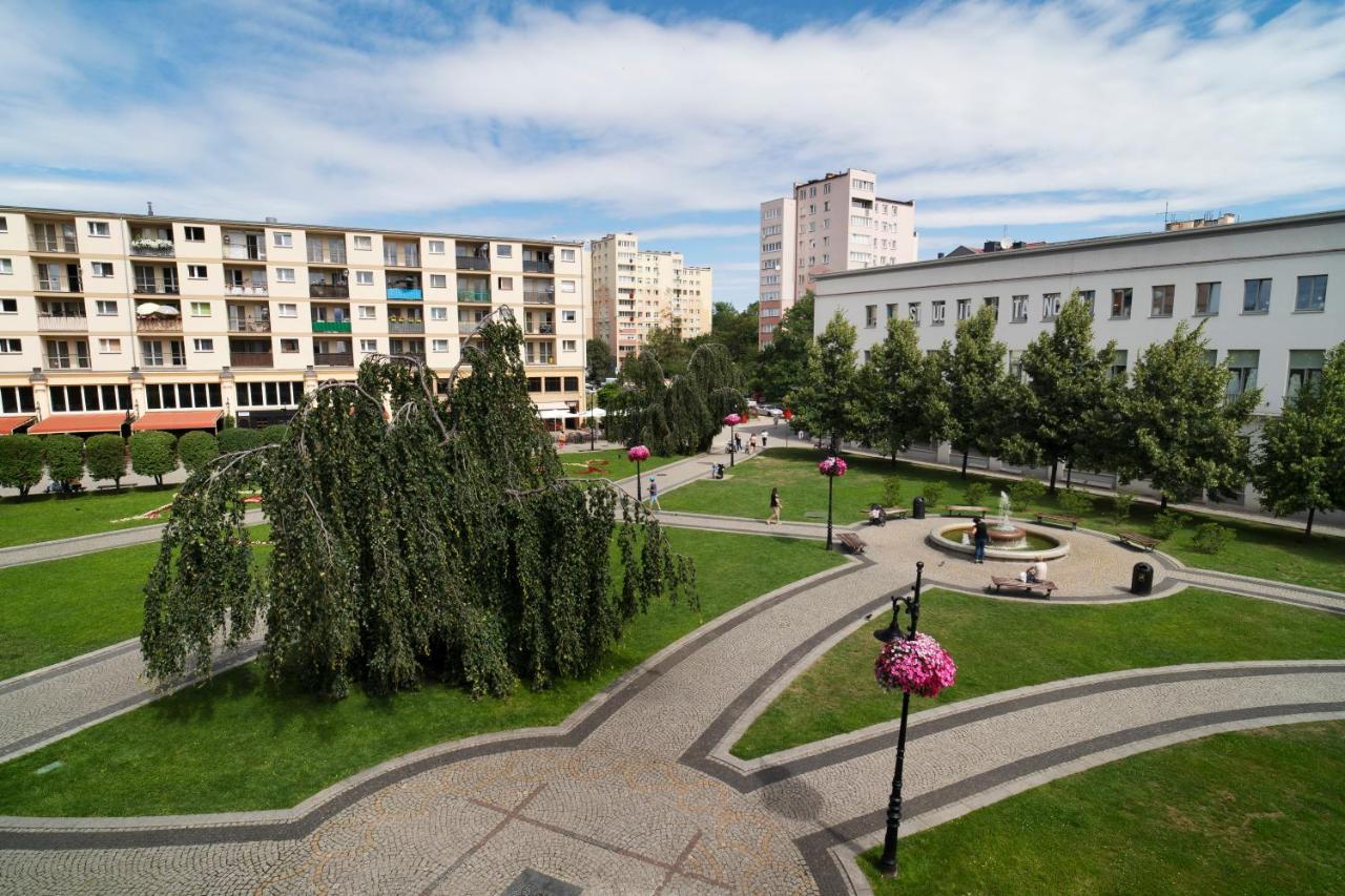 Katedralna Apart'S Legnica Esterno foto