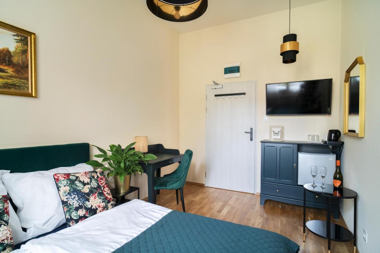 Katedralna Apart'S Legnica Esterno foto